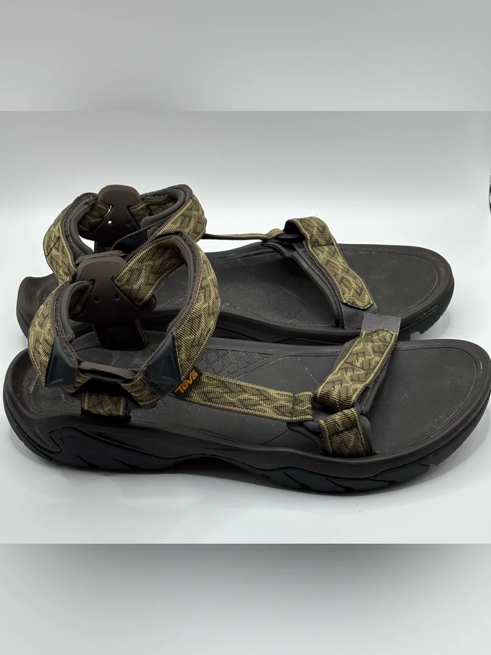 Teva Terra Fi Lite Men’s Sport Sandals Olive Hiking Trail Outdoor Adjustable